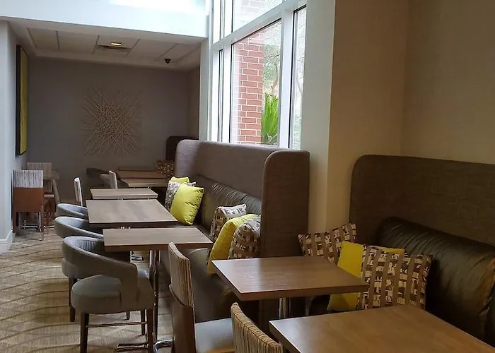 Express & By Ihg Hotel Lafayette