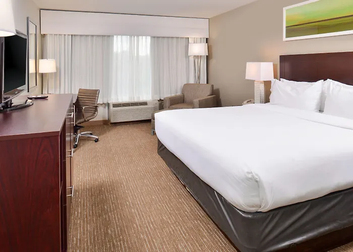 Express & By Ihg Hotel Lafayette