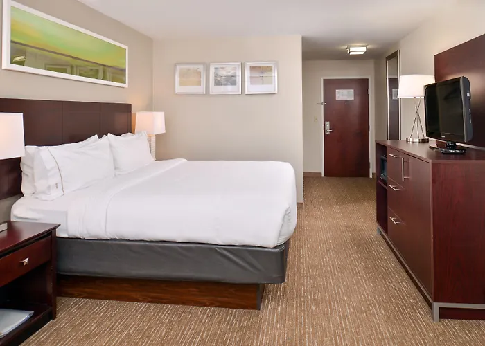 Express & By Ihg 2* Lafayette