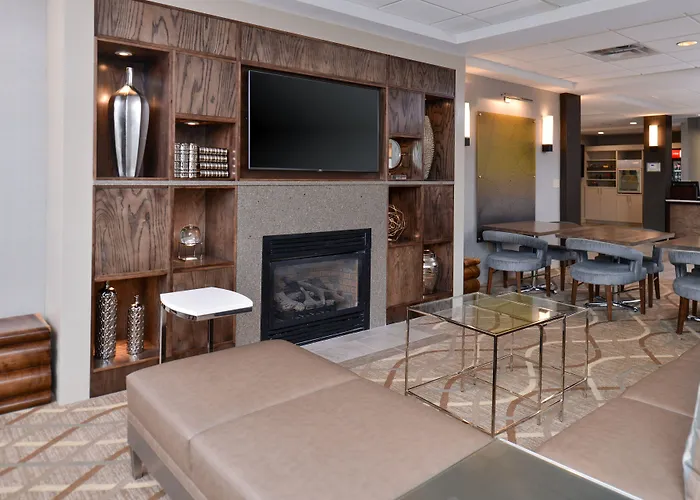 Express & By Ihg