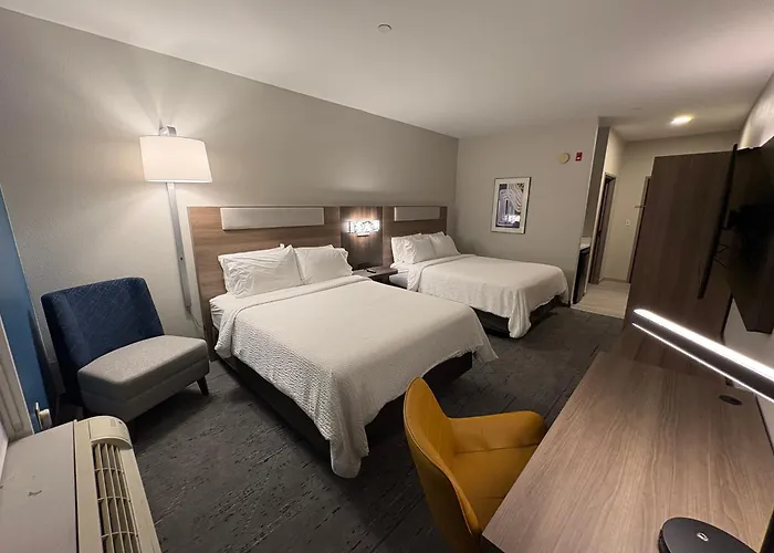 Express & By Ihg Hotel