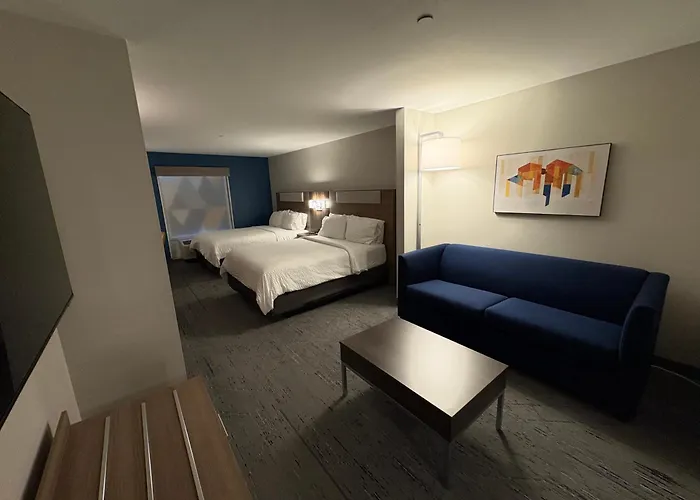 Express & By Ihg Hotel Lafayette