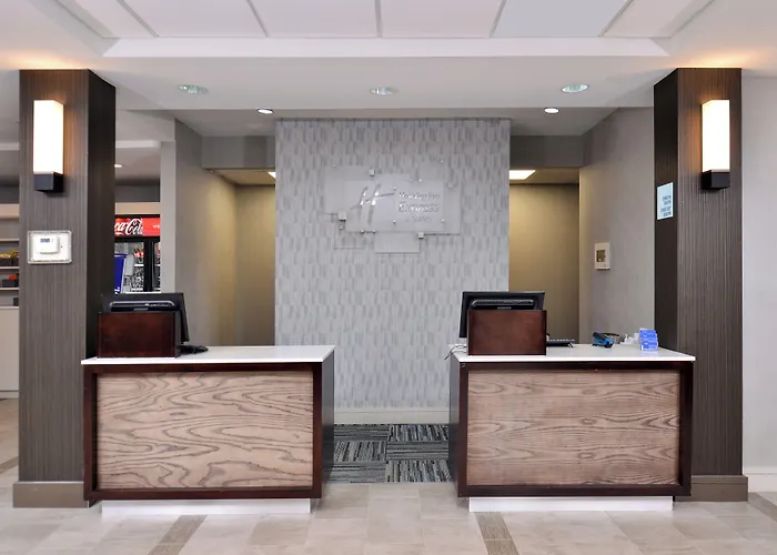 Express & By Ihg 2*