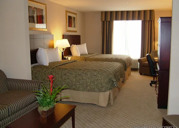 Hotel Express & By Ihg 2*